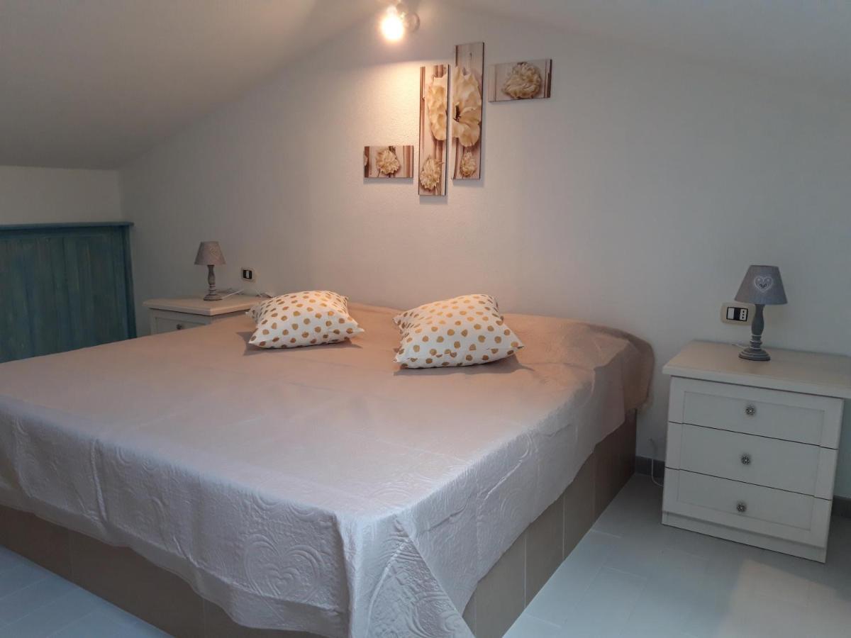 Casa Pillina Apartment โอโรเซย ภายนอก รูปภาพ